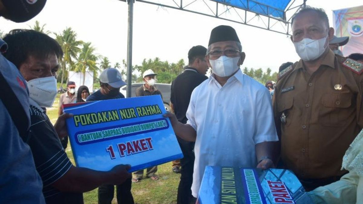 Gubernur Sulbar Imbau Masyarakat Pesisir untuk Melestarikan Lingkungan