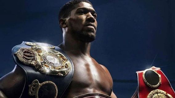  Detail Kesepakatan <i>Rematch</i> Usyk dan Joshua Diharapkan Selesai dalam 2 Pekan ke Depan