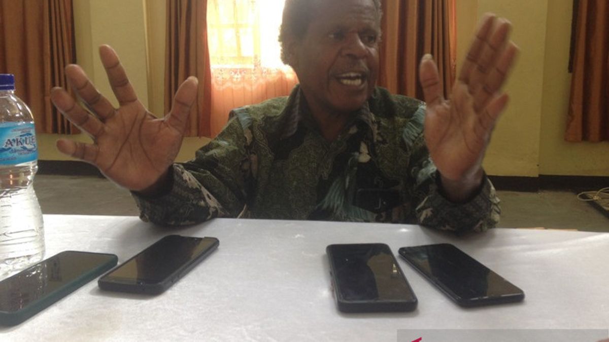 Theo Hesegem Minta Kontak Senjata di Papua, Jangan Sampai Jatuh Korban Warga Sipil