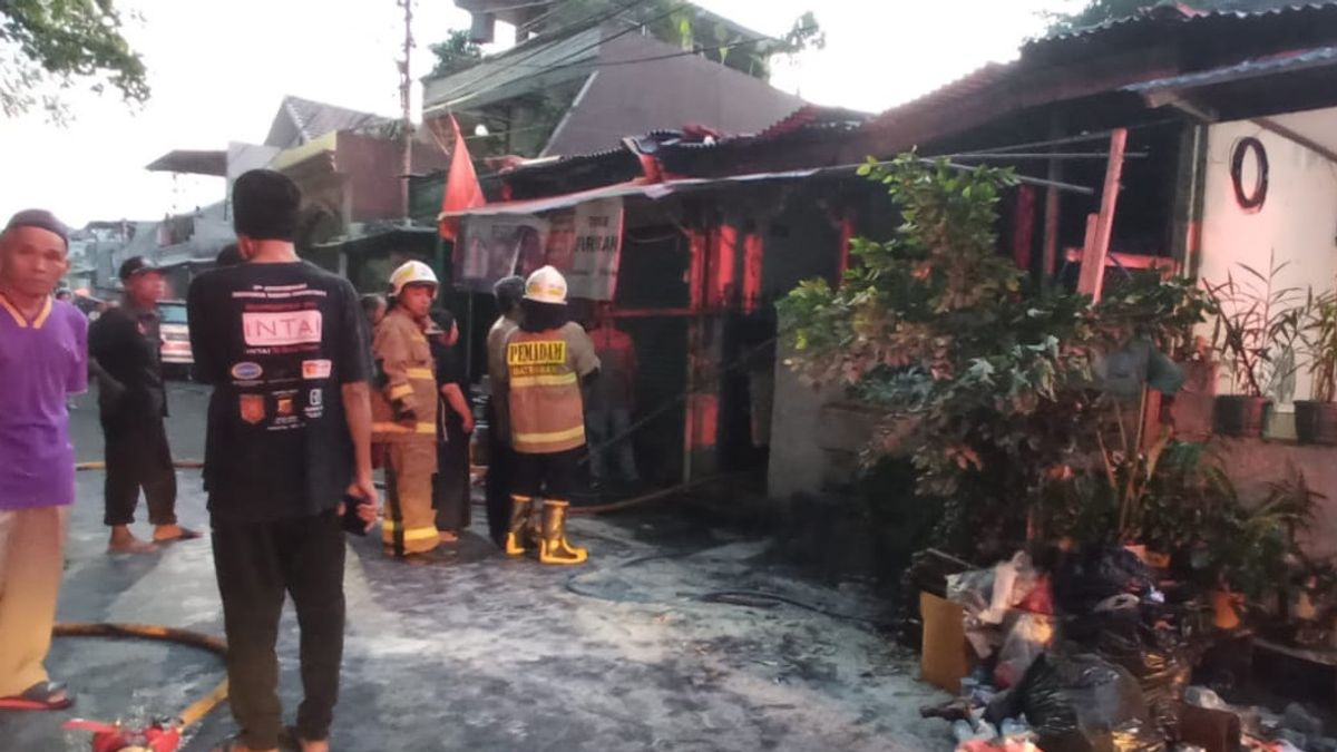 Revealing The Case Of The Bird Cage Warehouse Fire In Matraman, Police Check Eye Witnesses