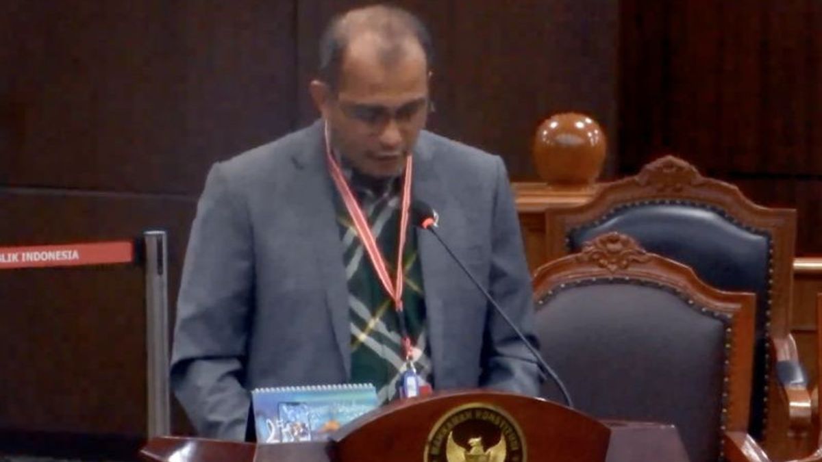 ‘Sudah Dicari 3 Hari Ini Kok Belum Muncul?' MK Minta Pemerintah Unggah Dokumen UU BUMN yang Disahkan
