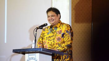 Coordinating Minister Airlangga: Pre-Employment Card Program Supports Indonesia's Vision Of Gold 2045