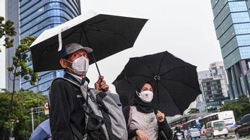 Cuaca 15 April, Sebagian Wilayah Jakarta Diguyur Hujan Senin Siang