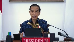 Tak Mau Ada Euforia Atas Penurunan Kasus, Jokowi: COVID-19 Selalu Mengintip Kita