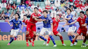 Japon : La première victoire, le garuda rouge et blanc doit avoir un samouraï bleu!