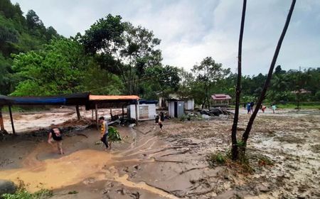 Banjir dan Longor Terjang Lokasi Wisata Air Panas di Pidie Aceh