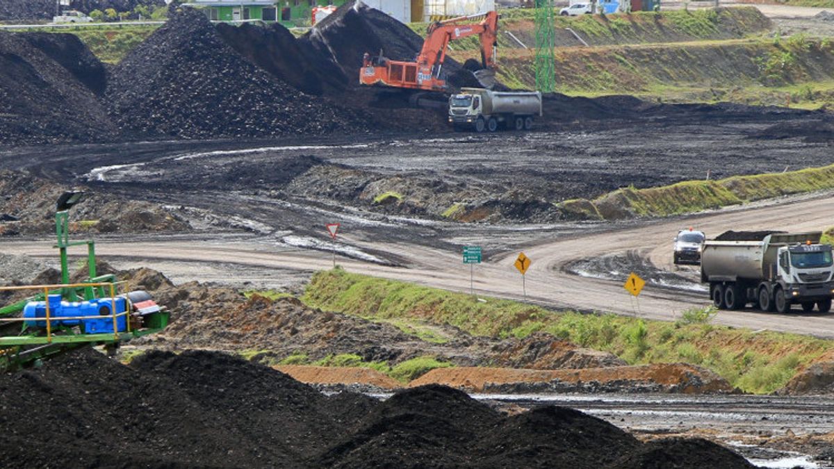 تلبية اللجنة السابعة ، رئيس Lahat Regency DPRD يطلب طريقا خاصا لشاحنات نقل الفحم