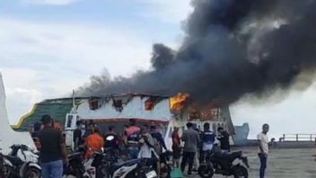 يشتبه في أن سفينة العبور في بنغكاليس أحرقت بسبب التيارات القصيرة في غرفة الركاب