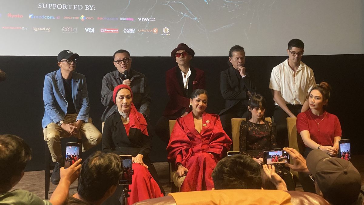 Nirina Zubir Ungkap Adegan Mandikan Mayat di 'Panggilan dari Kubur' Jadi Horor Terberatnya