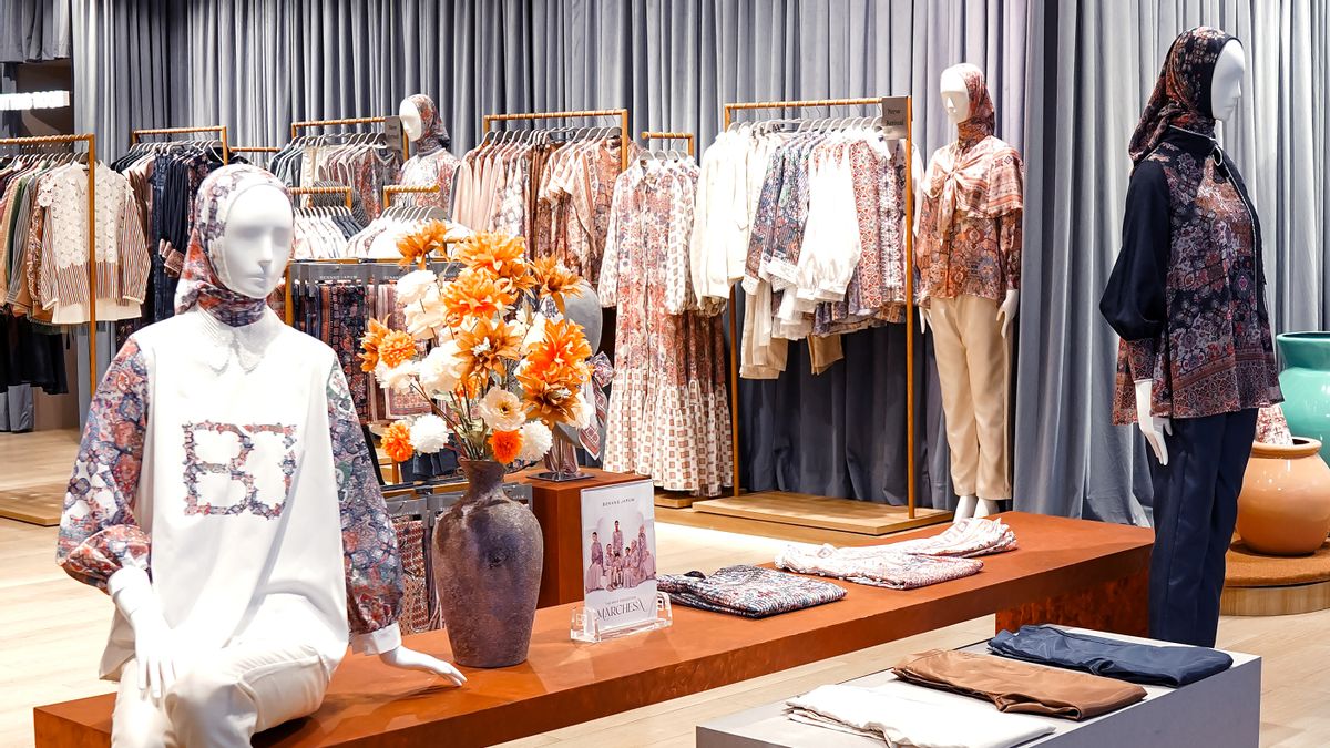 Raya Pop-Up Store, Pengalaman Belanja Eksklusif Sambut Musim Raya Persembahan Benang Jarum