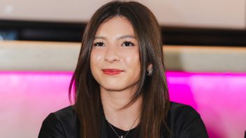 由于对扮演两个角色犹豫不决，Shaloom Razade承认电影“Malam 3 Yasinan”消耗了能量