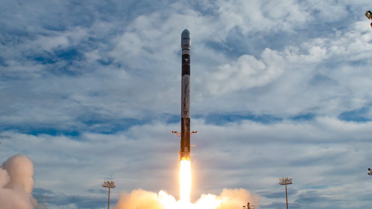 ina : La première étape de la fusée Alpha Firefly explose lors d'un essai de pré-aviation