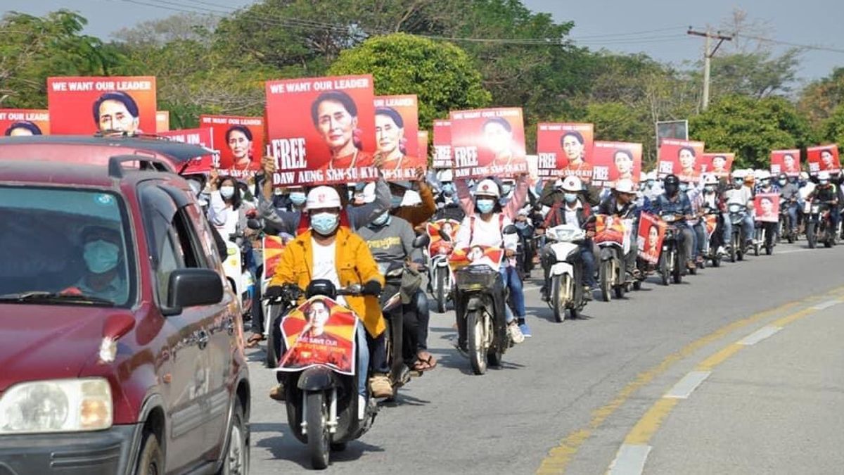 La Police Ajoute Des Accusations à Aung San Suu Kyi, Cette Fois Est Pour Violation De La Loi Sur Les Catastrophes Naturelles