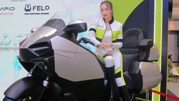La moto électrique Felo TOOZ, la distance jusqu’à la voiture électrique Xiaomi