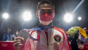 Eko Yuli Sumbang Perak di Olimpiade, Khofifah: Terima kasih atas Kerja Keras dan Medali di saat Pandemi