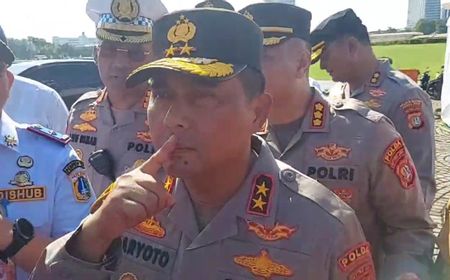 Ditanya Soal Brigjen Endar Priantoro, Reaksi Kapolda Metro: Jari Telunjuk di Mulut, Kedua Tangan Diangkat