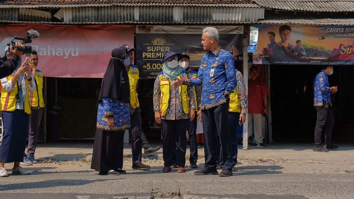 Ganjar Pranowo Minta Jalur Alternatif Semarang - Demak Segera Diperbaiki