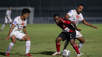 Angelo Alessio Admet Que Persija A Eu Du Mal à Faire Face à Un Jeu Rapide Persipura