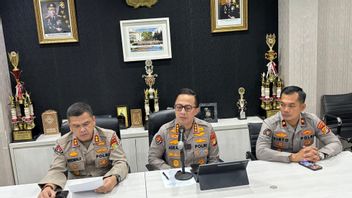 ジャカルタ首都圏警察、学生を扇動・勧誘して無政府主義的な行動をとらせたとしてロカタル財団理事を逮捕