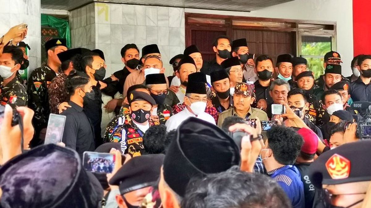 Resmi Terpilih Jadi Ketua Umum PBNU yang Baru, Gus Yahya Berikan Pujian untuk KH Said: Apa Cukup Umur Saya untuk Balas Jasa Beliau