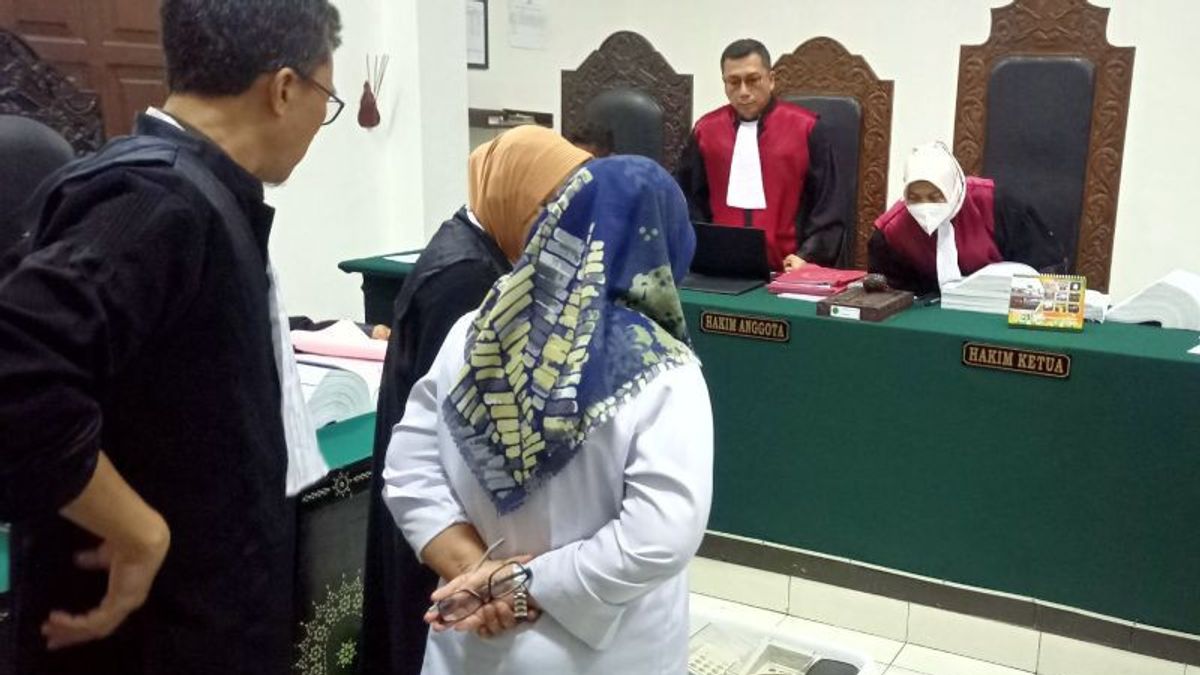 Witness In The APBM Corruption Case At The Mataram NTB Poltekkes Reveals Unusable Goods Purchased