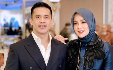 Bantah Cerai, Olla Ramlan dan Aufar Rayakan Ulang Tahun Pernikahan