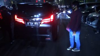 راشيل فينيا سيارة RFS لوحة في دائرة الضوء، وهذا هو ما تقوله الشرطة