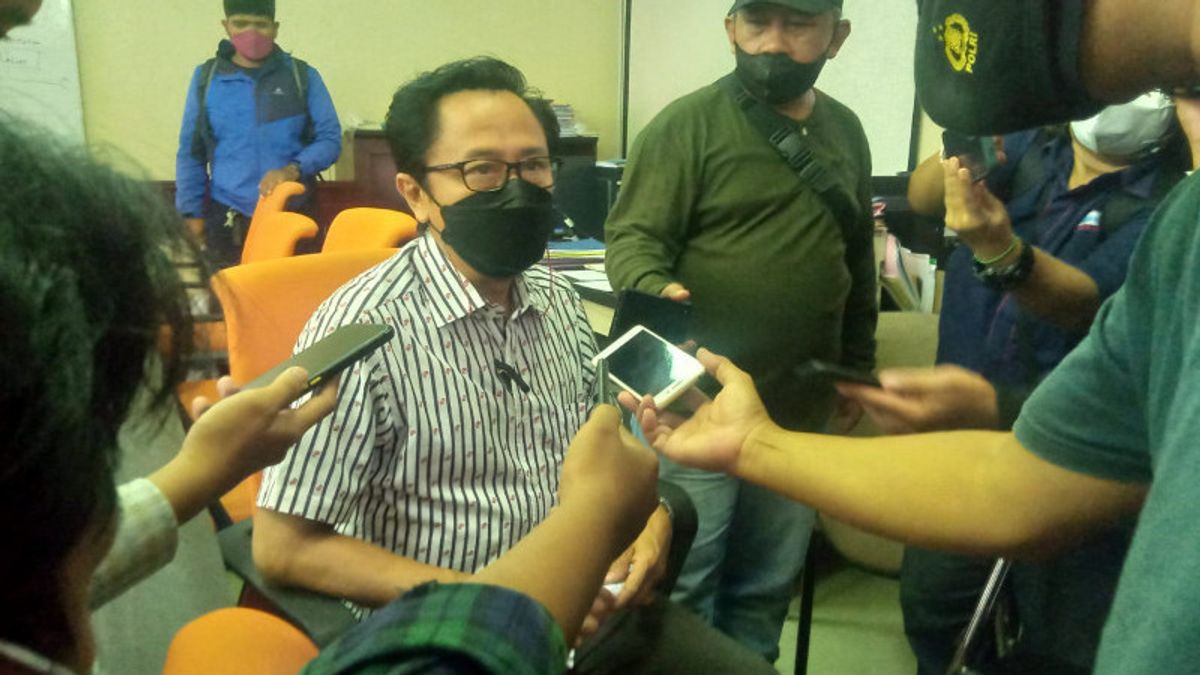 Surabaya DPRD Highlights Hotels And Restaurants Disposing Of Hazardous And Toxic Waste At TPS