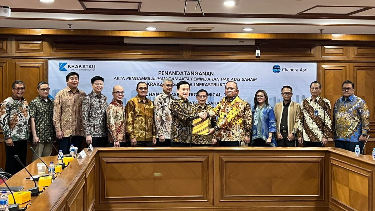 Krakatau Steel And Chandra Asri Officially Sign The Deed Of Sale And Purchase Of Shares To Close Transactions
