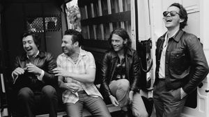 Penggemar Spekulasi Arctic Monkeys Persiapkan Album Baru setelah Muncul Pembaruan Situs Resmi