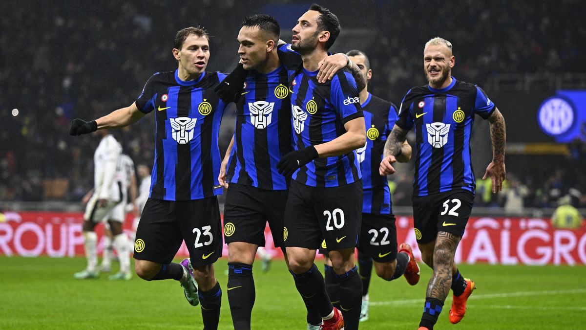 Pemain dan Pelatih Inter Milan Tandatangani Pakta Perjanjian di Laga Lawan AC Milan