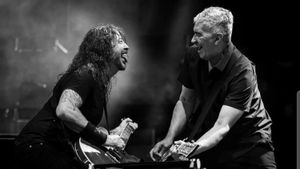 The Ribet Of The Foo Fighters Concert: Bring 12 Containers And Three Special Requests On Stage