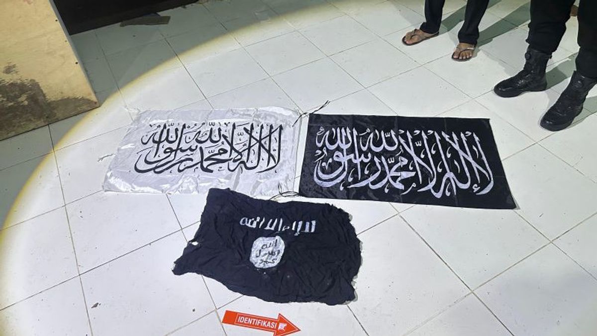 Densus 88 ISIS网络在西苏门答腊和北苏门答腊,4 通过Medsos传播宣传的肇事者