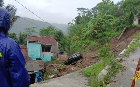 Rumah Terancam Longsor, 7 KK Warga Gerbosari Kulon Progo Mengungsi