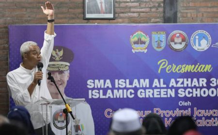 Resmikan SMA Al Azhar di Salatiga, Ganjar: Ajak Dong Disabilitas, Kasih Beasiswa ke Siswa Miskin