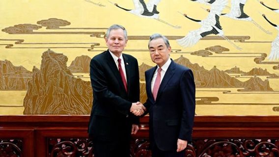    Jelang Kedatangan Trump, Senator AS Berkunjung ke Beijing