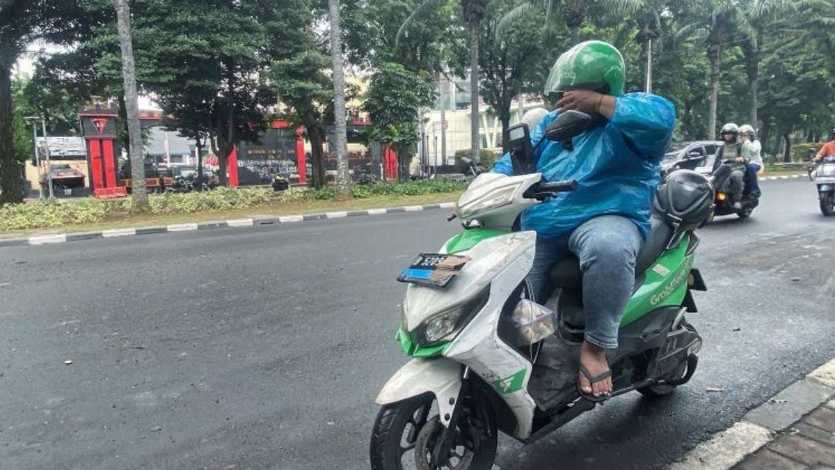 Sisa Gas Air Mata Masih Terasa di Sekitar Mako Brimob Kwitang