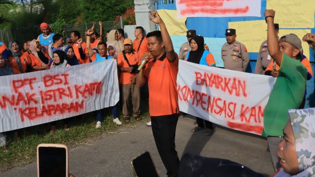 Wamenaker Noel Ancam Tempuh Jalur Hukum jika PT BSI Langgar Hak Buruh