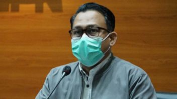 Digelandang ke KPK, Azis Syamsuddin Langsung Diperiksa Intensif