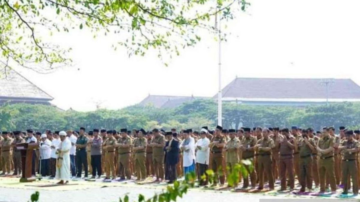 45 Desa di Kabupaten Bekasi Kekeringan, Pemkab Gelar Salat Istisqa Minta Turun Hujan 