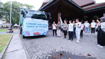 Ganjar Realizes Central Java MSMEs Go International, 380 Solo Raya MSME Products Sent To France