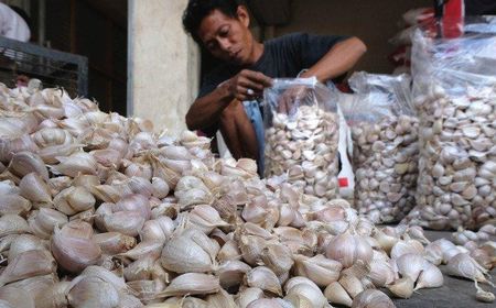 Indonesia Impor Bawang Putih, Daging Kerbau, dan Gula Pasir untuk Penuhi Stok Pangan Selama Ramadan dan Lebaran