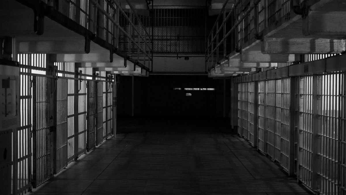 قضية إساءة معاملة السجناء، تحقيق أمين المظالم إلى لاباس تانجونغ غوستا