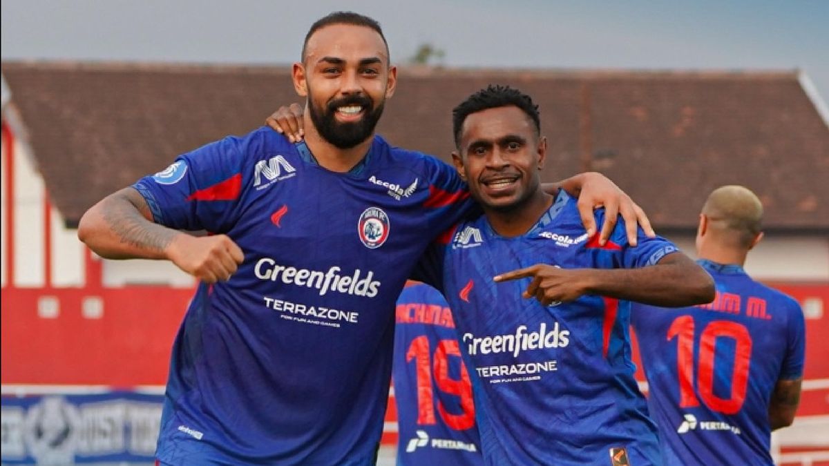 Hasil Liga 1 Indonesia: Arema FC <i> Comeback</i> Tekuk Malut dengan Skor 3-1