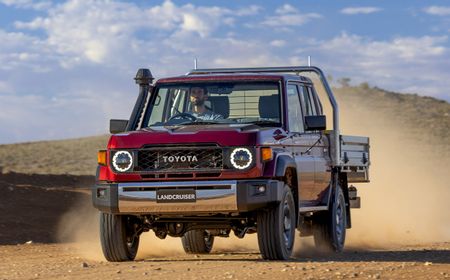 Toyota Land Cruiser 70 Tawarkan Opsi Transmisi Manual di Australia