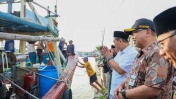 Atasi Banjir Rob Demak, Wagub Jateng Lakukan Normalisasi Sungai-Dermaga Apung 