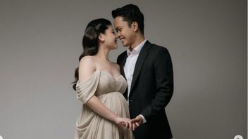 Anthony Ginting Deg-degan Sambut Kelahiran Anak Pertama