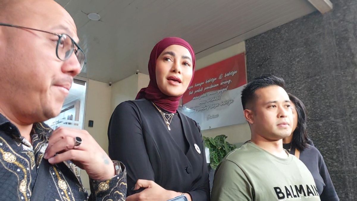 Olla Ramlan Laporkan Akun Buzzer yang Diduga Serang Privasi Keluarga