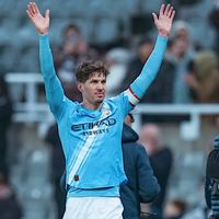 Ruben Dias dan John Stones Terhindar dari Cedera Jangka Panjang