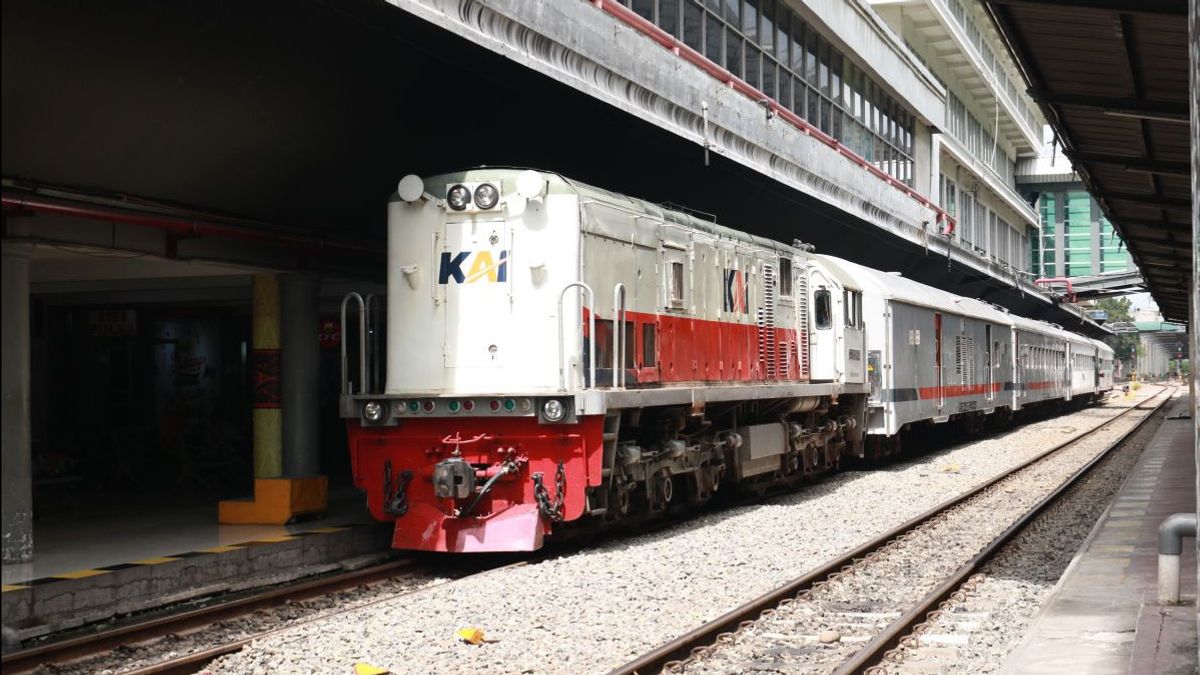 The High Cost Of Investment To Constraints Indonesia Has A Double Economy Train